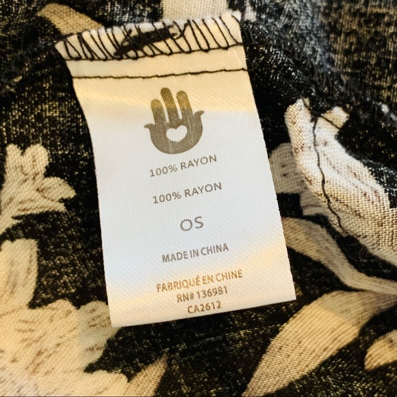 Spiritual Gangster Kimono Top - Picture 4 of 7